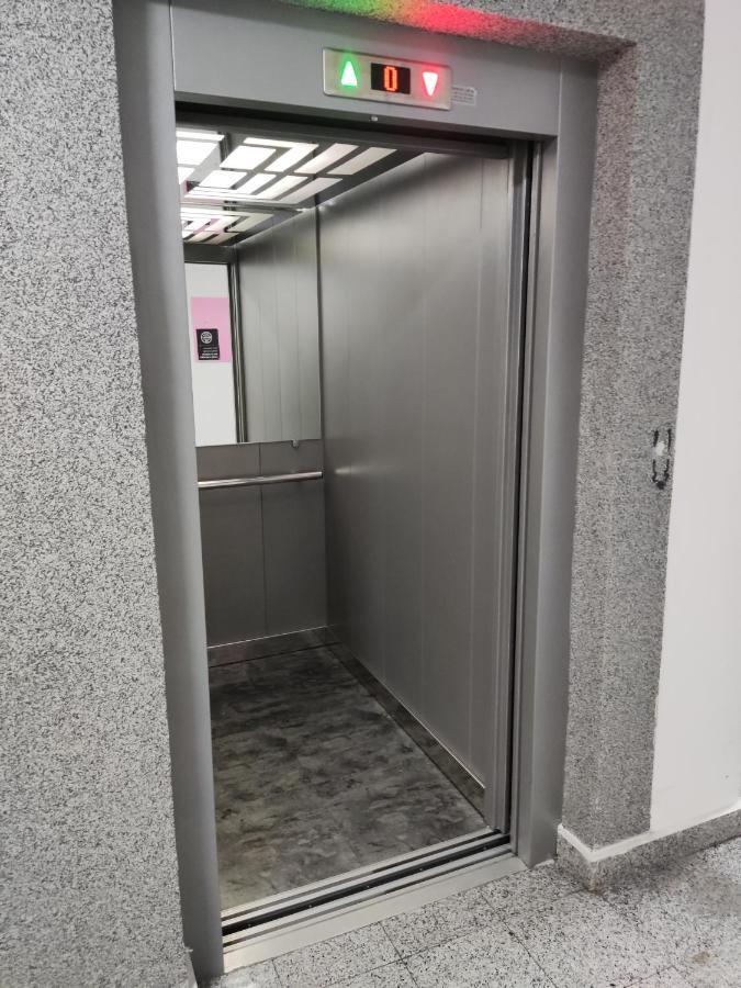 Apartmani Sarah 2 Tuzla Kültér fotó